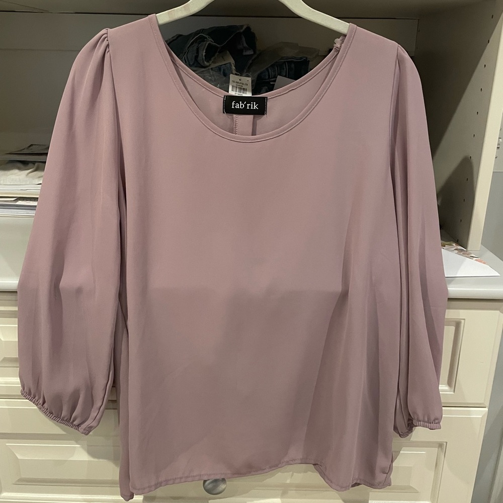 Fabrik button back blouse